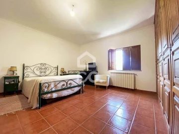 Quinta T6 para Venda em Campo