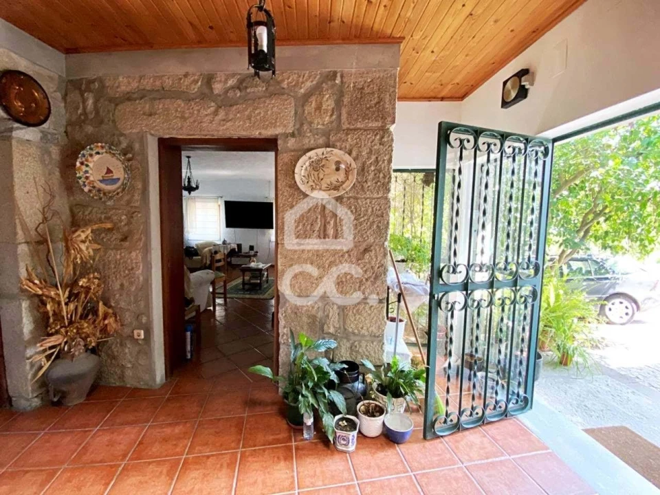 Quinta T6 para Venda em Campo Foto 3