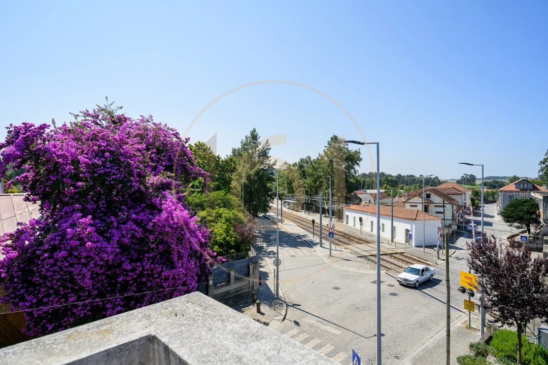 Escritório para Arrendamento em Aveleda Foto 9