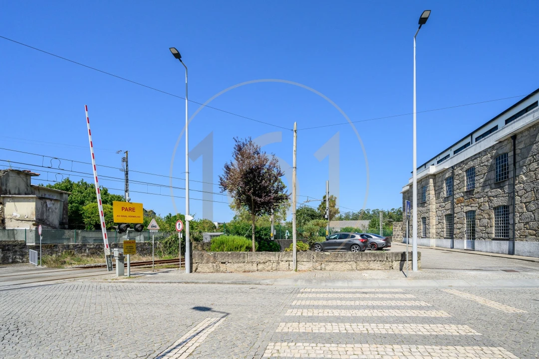 Escritório para Arrendamento em Aveleda Foto 24