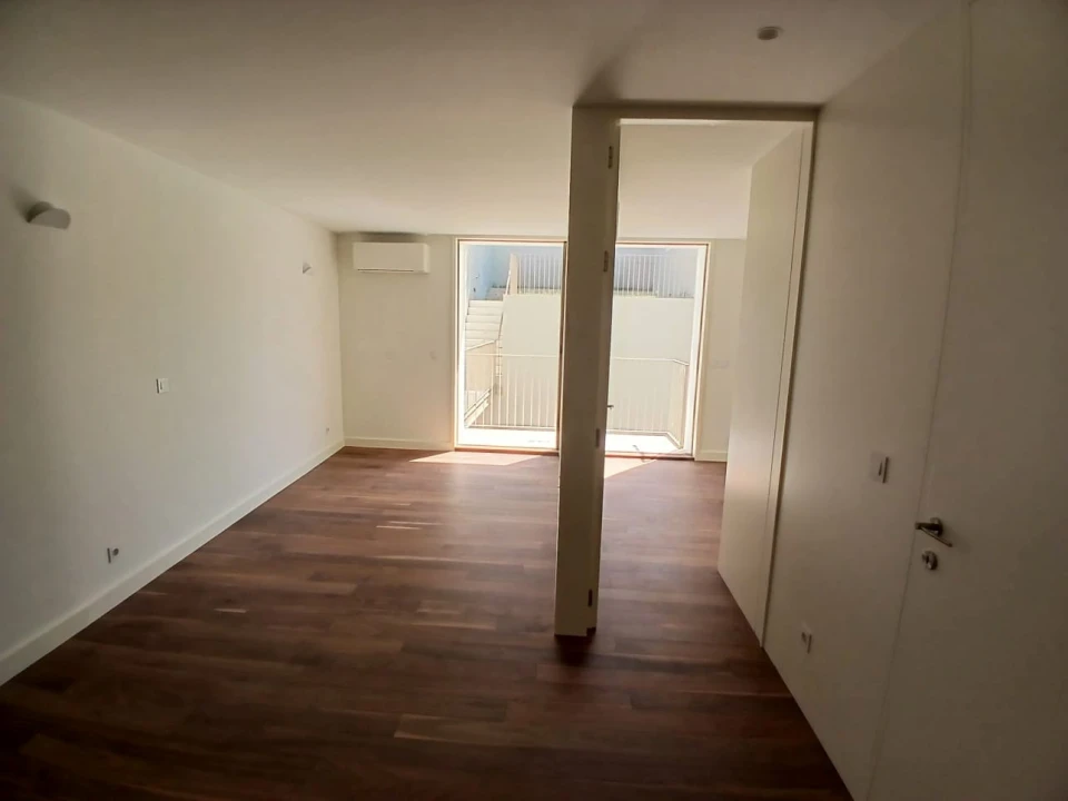 Apartamento T1 para Venda em Cedofeita, Santo Ildefonso, Sé, Miragaia, São Nicolau e Vitória Foto 17