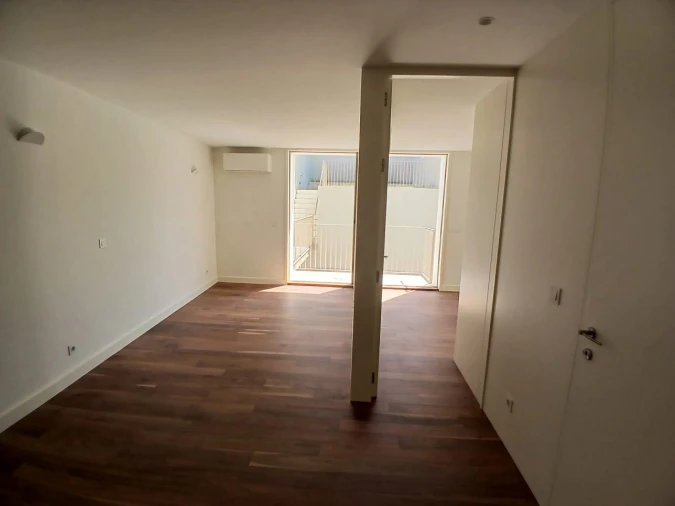 Apartamento T1 para Venda em Cedofeita, Santo Ildefonso, Sé, Miragaia, São Nicolau e Vitória Foto 17