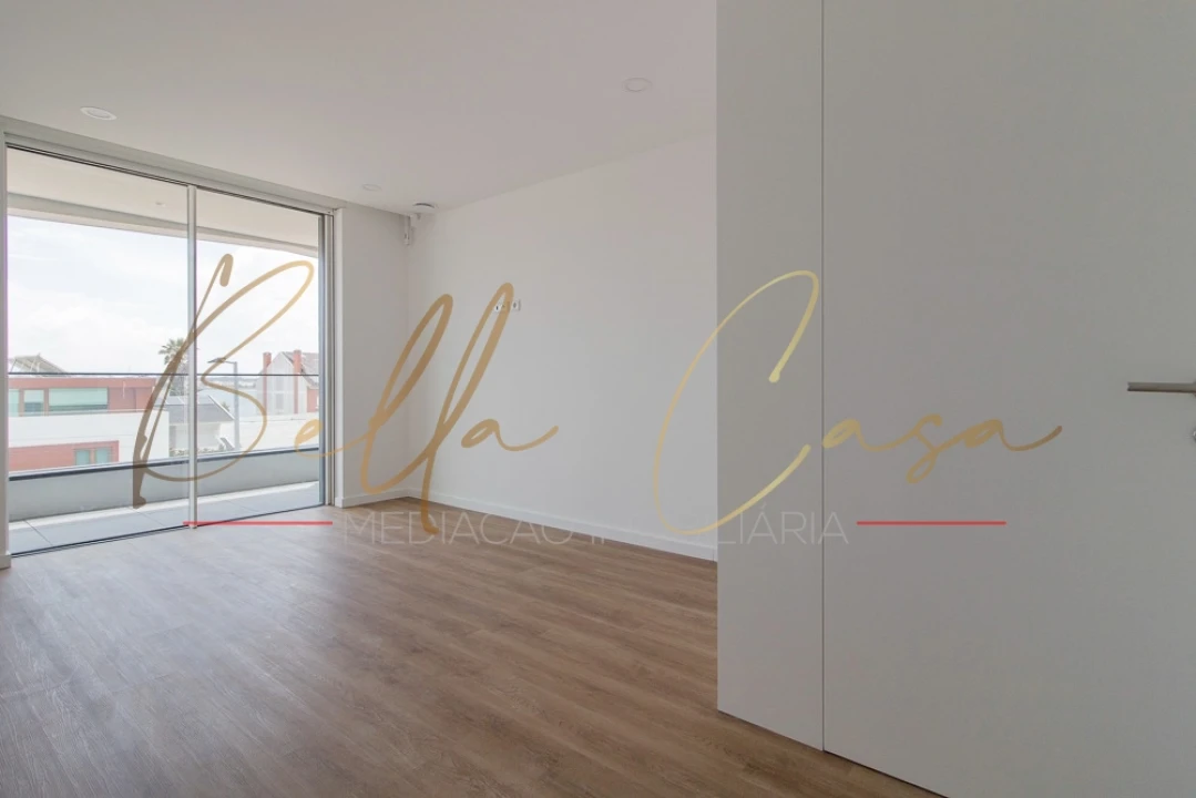 Apartamento T3 para Venda em Gafanha da Encarnação Foto 13