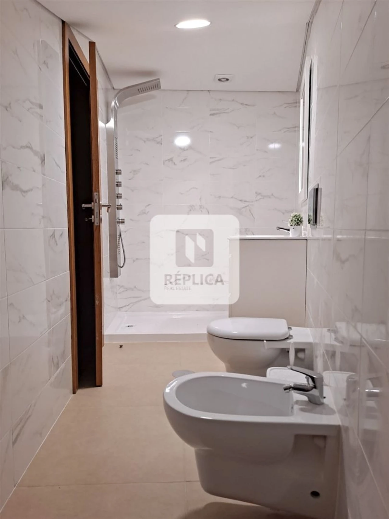 Moradia T3 para Venda em Duas Igrejas Foto 21