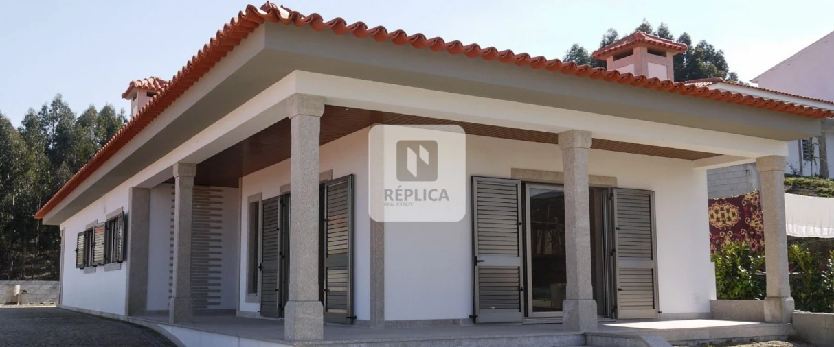 Moradia T3 para Venda em Duas Igrejas Foto 1