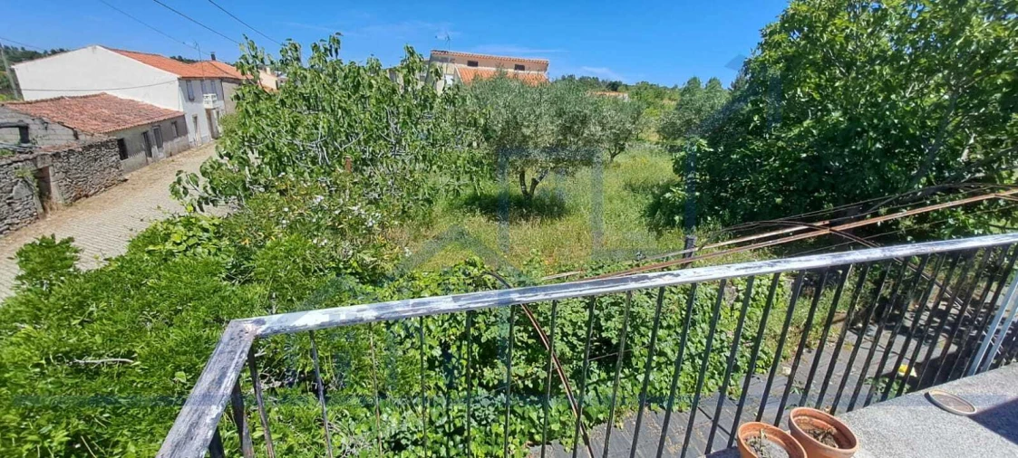 Moradia T3 para Venda em Carviçais Foto 4