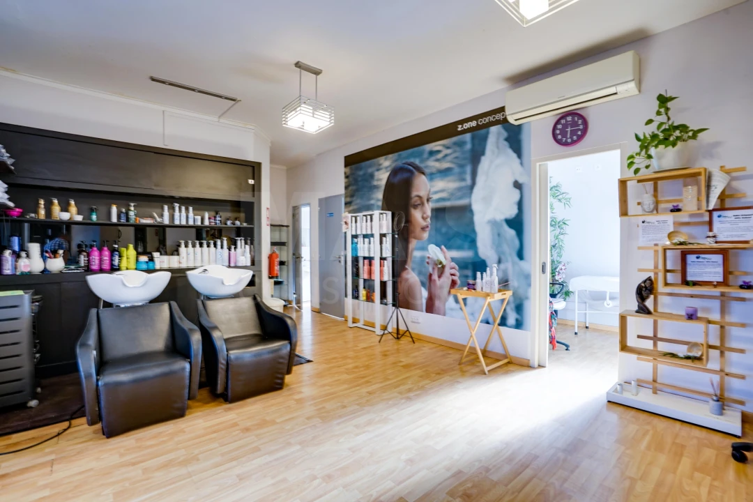 Loja para Venda em Falagueira-Venda Nova Foto 12