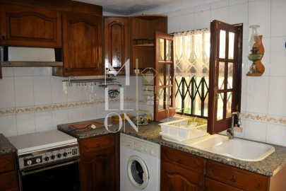 Moradia T2 para Venda em Atouguia da Baleia