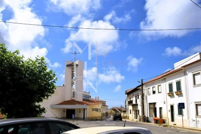 Moradia T2 para Venda em Atouguia da Baleia