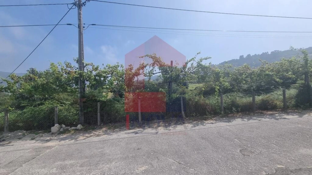 Terreno para Venda em Aboim da Nóbrega e Gondomar Foto 8