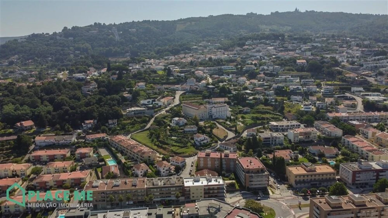 Apartamento T1 para Arrendamento em Nogueiró e Tenões Foto 3