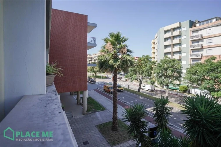 Apartamento T1 para Arrendamento em Nogueiró e Tenões Foto 21