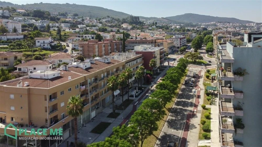 Apartamento T1 para Arrendamento em Nogueiró e Tenões Foto 4
