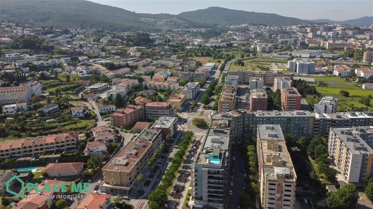 Apartamento T1 para Arrendamento em Nogueiró e Tenões Foto 2