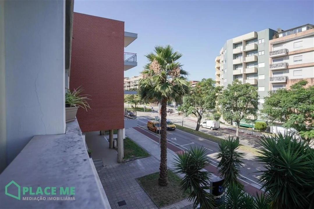 Apartamento T1 para Arrendamento em Nogueiró e Tenões Foto 21