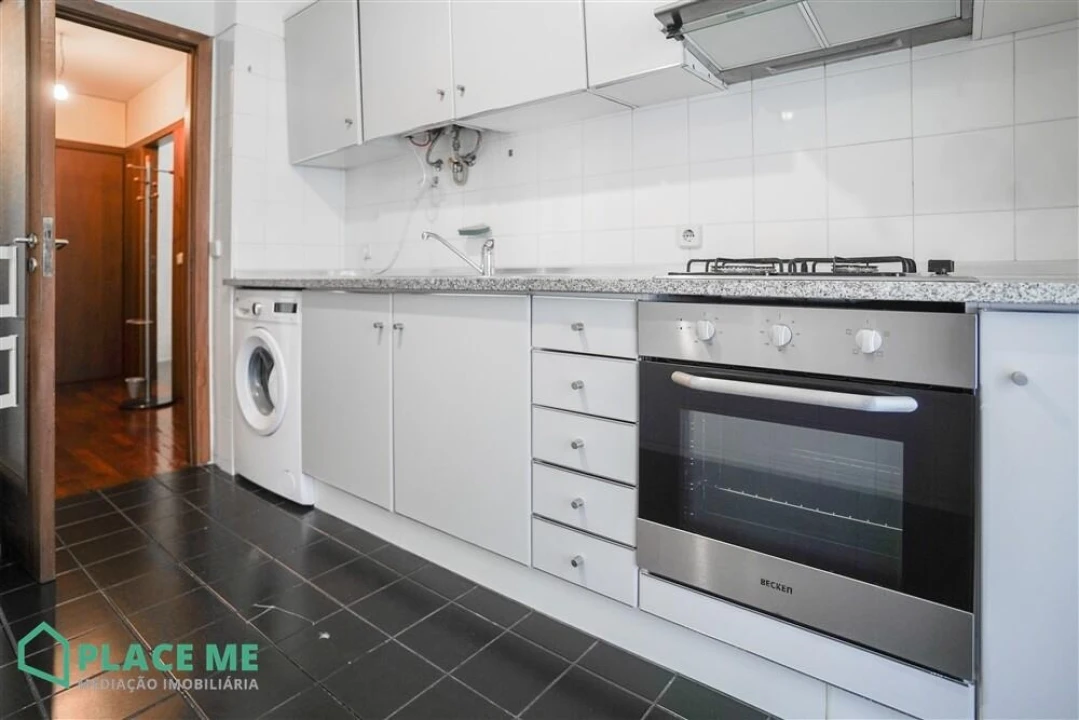 Apartamento T1 para Arrendamento em Nogueiró e Tenões Foto 17