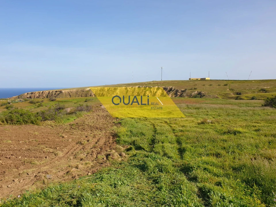 Terreno para Venda em Porto Santo Foto 1