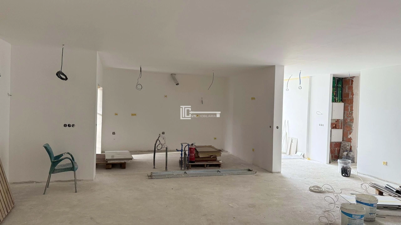 Moradia T4 para Venda em Salvaterra de Magos e Foros de Salvaterra Foto 2