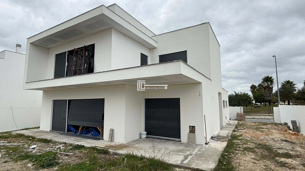 Moradia T4 para Venda em Salvaterra de Magos e Foros de Salvaterra Foto 14