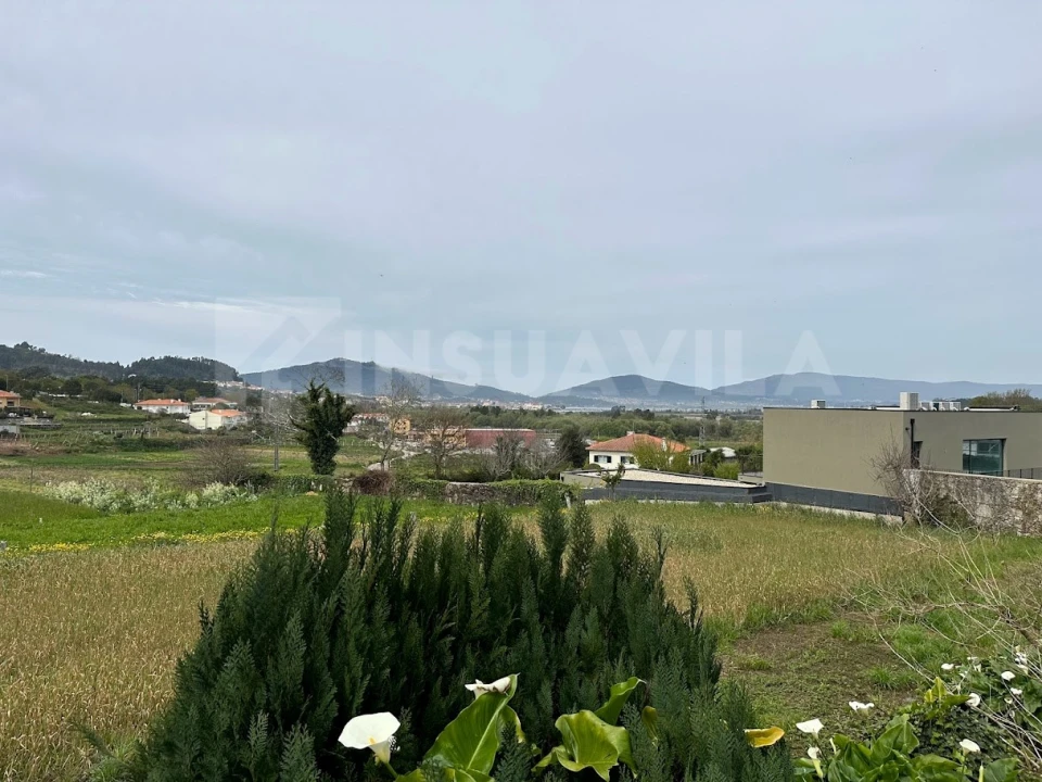 Moradia T3 para Venda em Venade e Azevedo Foto 25