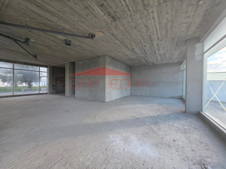 Loja para Venda em Azambuja Foto 9