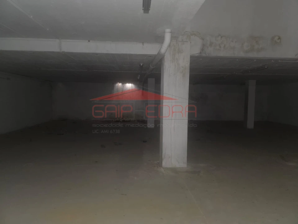 Loja para Venda em Azambuja Foto 18