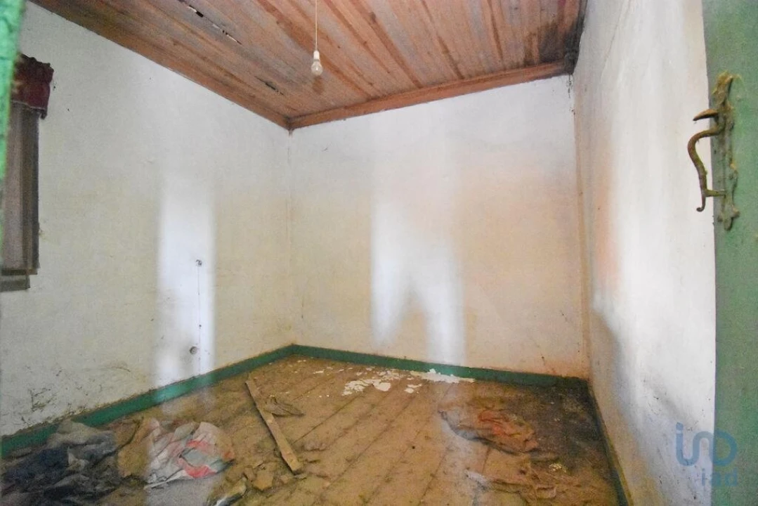 Moradia T3 para Venda em Semide e Rio Vide Foto 14