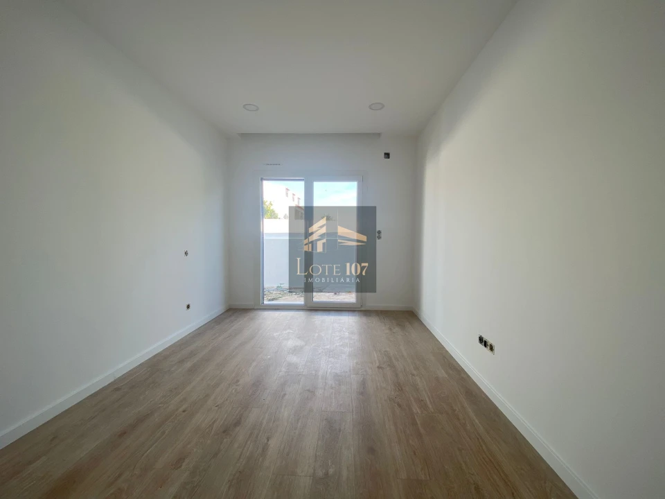 Moradia T3 para Venda em Fernao Ferro Foto 7