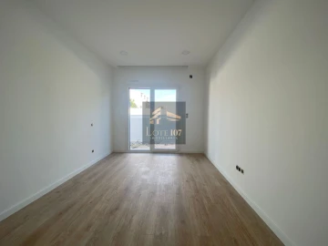 Moradia T3 para Venda em Fernao Ferro