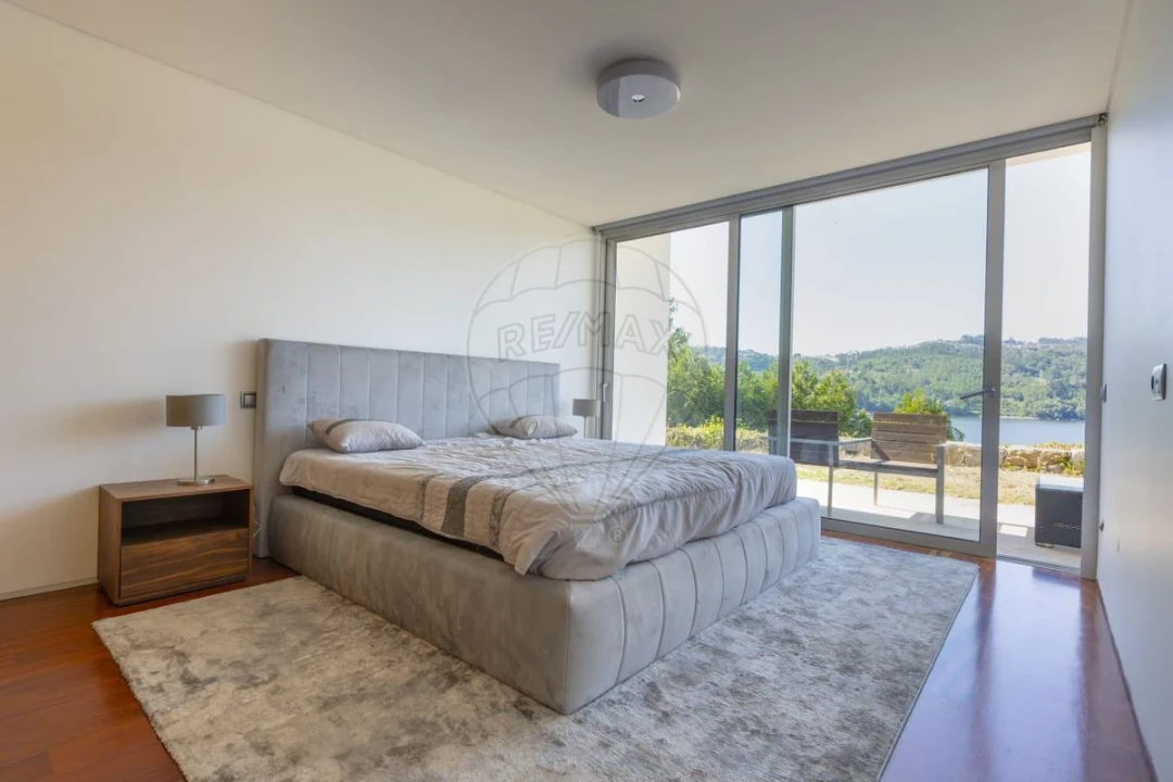 Moradia T4 para Venda em Alpendorada, Várzea e Torrão Foto 12