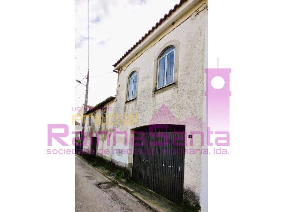 Moradia T2 para Venda em Semide e Rio Vide Foto 2