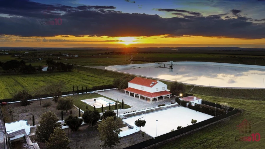 Moradia T5 para Venda em Beja (Santiago Maior e São João Baptista) Foto 1