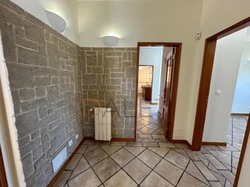 Moradia T5 para Venda em Sesimbra (Castelo)
