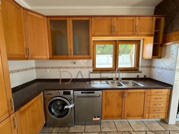 Moradia T5 para Venda em Sesimbra (Castelo)