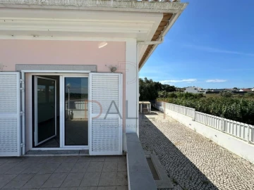 Moradia T5 para Venda em Sesimbra (Castelo)