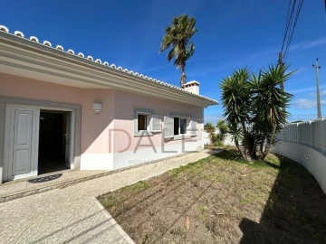 Moradia T5 para Venda em Sesimbra (Castelo)