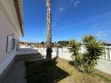 Moradia T5 para Venda em Sesimbra (Castelo)