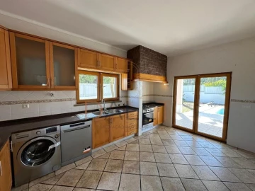 Moradia T5 para Venda em Sesimbra (Castelo)
