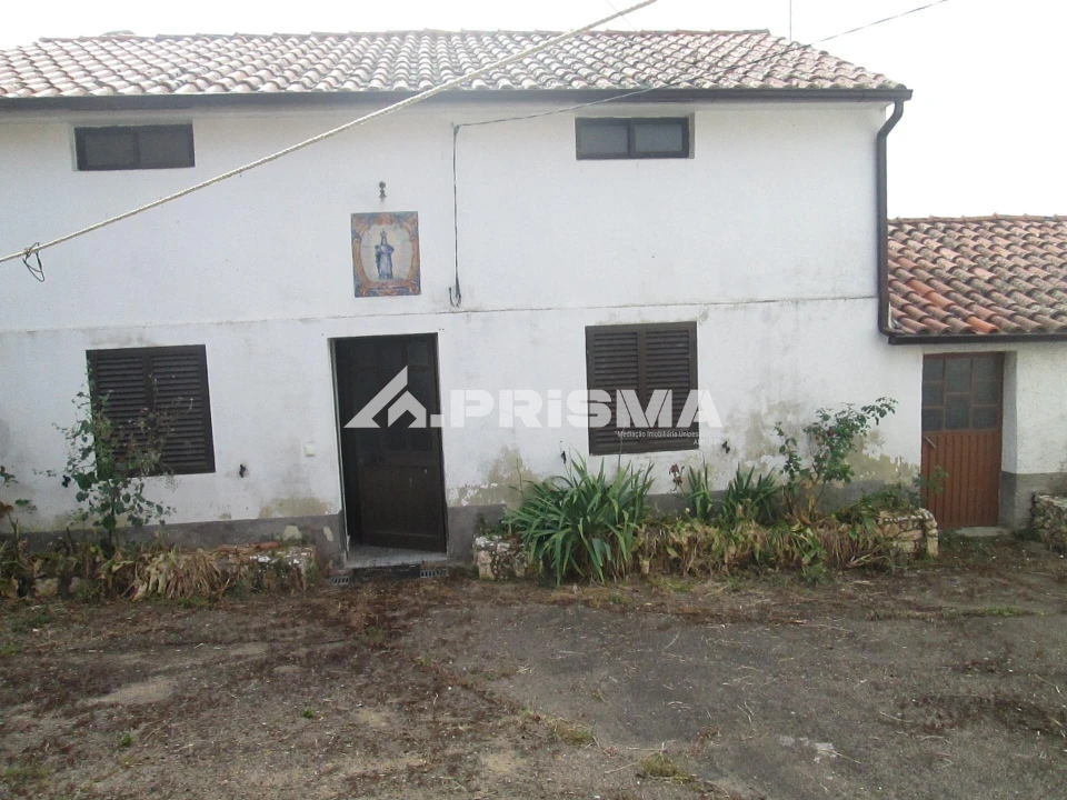 Moradia T2 para Venda em Monfortinho e Salvaterra do Extremo Foto 2