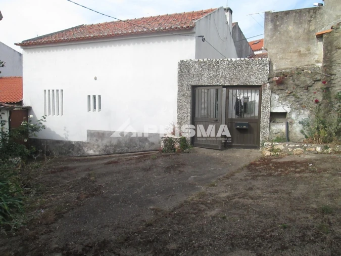 Moradia T2 para Venda em Monfortinho e Salvaterra do Extremo Foto 4