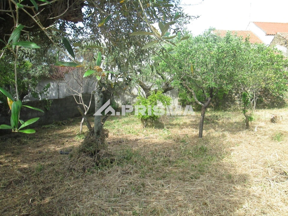 Moradia T2 para Venda em Monfortinho e Salvaterra do Extremo Foto 27