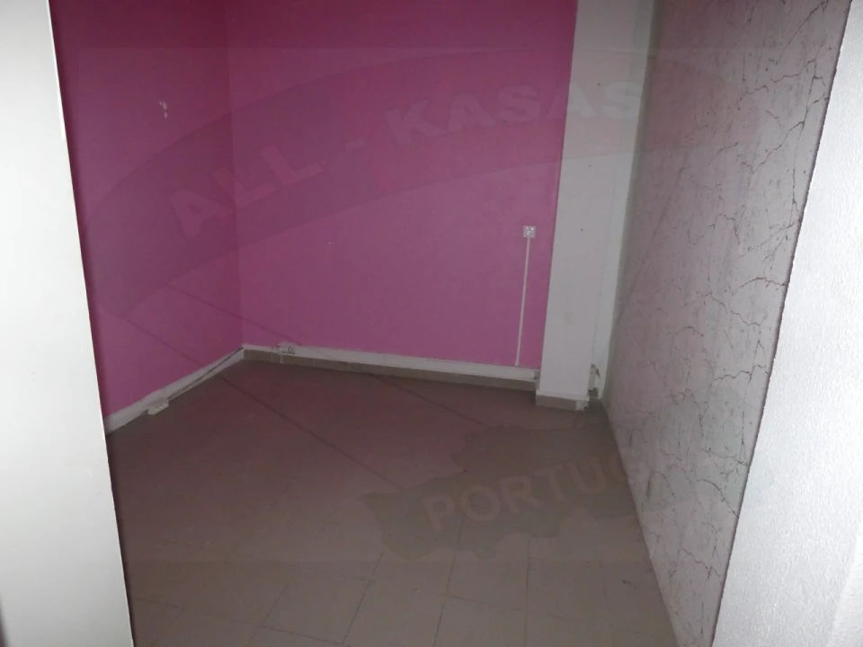 Loja para Venda em Venteira Foto 6