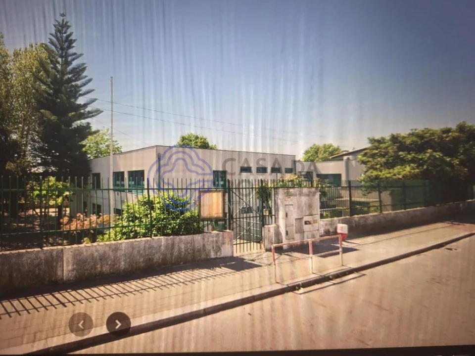 Terreno para Venda em Fânzeres e São Pedro da Cova Foto 7