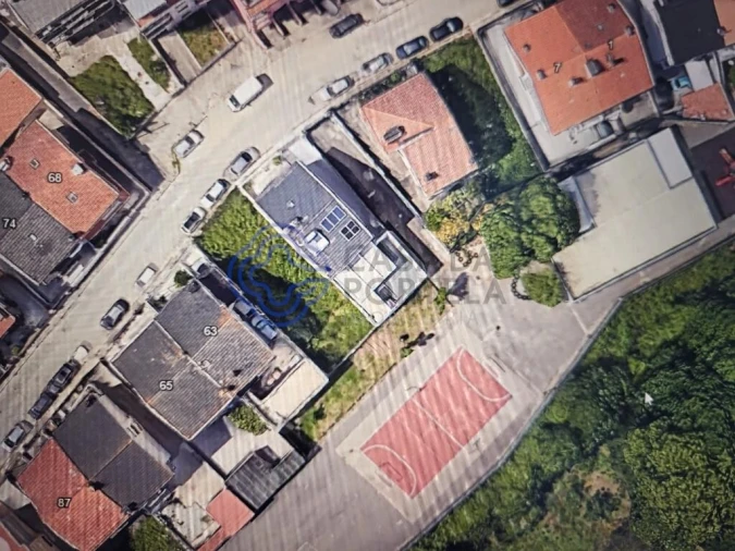 Terreno para Venda em Fânzeres e São Pedro da Cova Foto 12