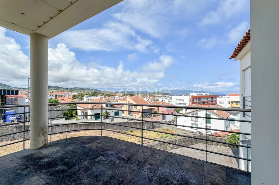 Moradia T5 para Venda em Ribeira Grande (Matriz) Foto 22