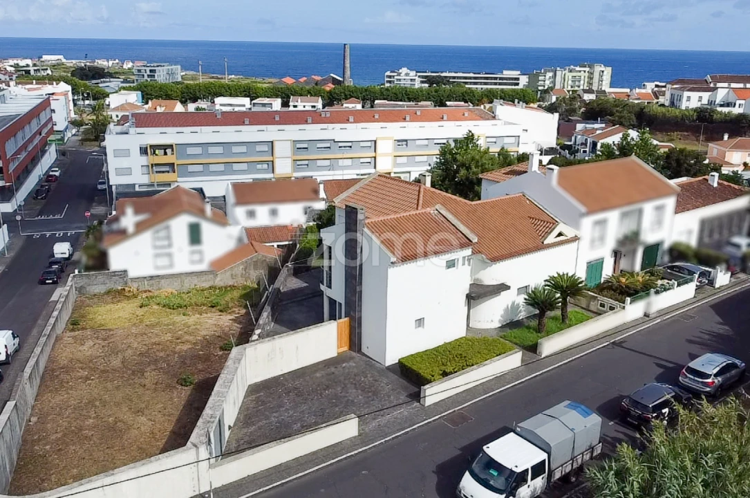 Moradia T5 para Venda em Ribeira Grande (Matriz) Foto 8