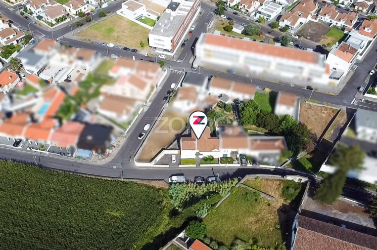 Moradia T5 para Venda em Ribeira Grande (Matriz) Foto 38