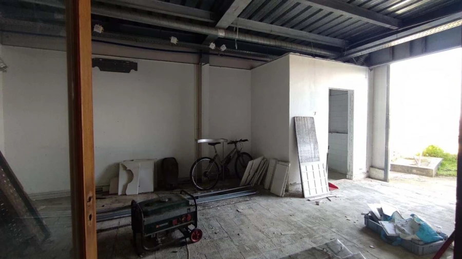 Armazém para Venda em Moita Foto 7