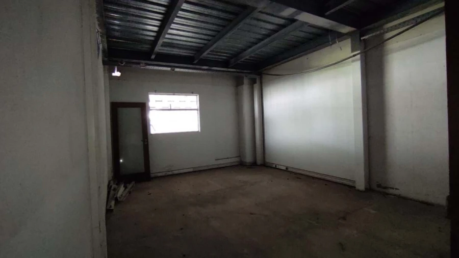 Armazém para Venda em Moita Foto 8