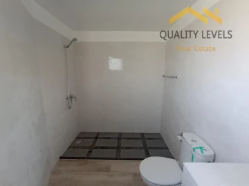 Moradia T2 para Venda em Fajã da Ovelha